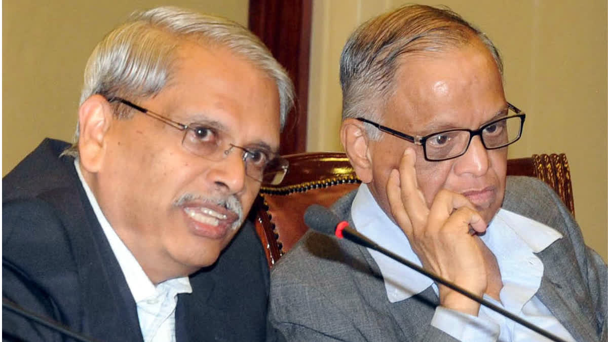 Kris Gopalakrishnan with Infosys chairman Narayana Murthy