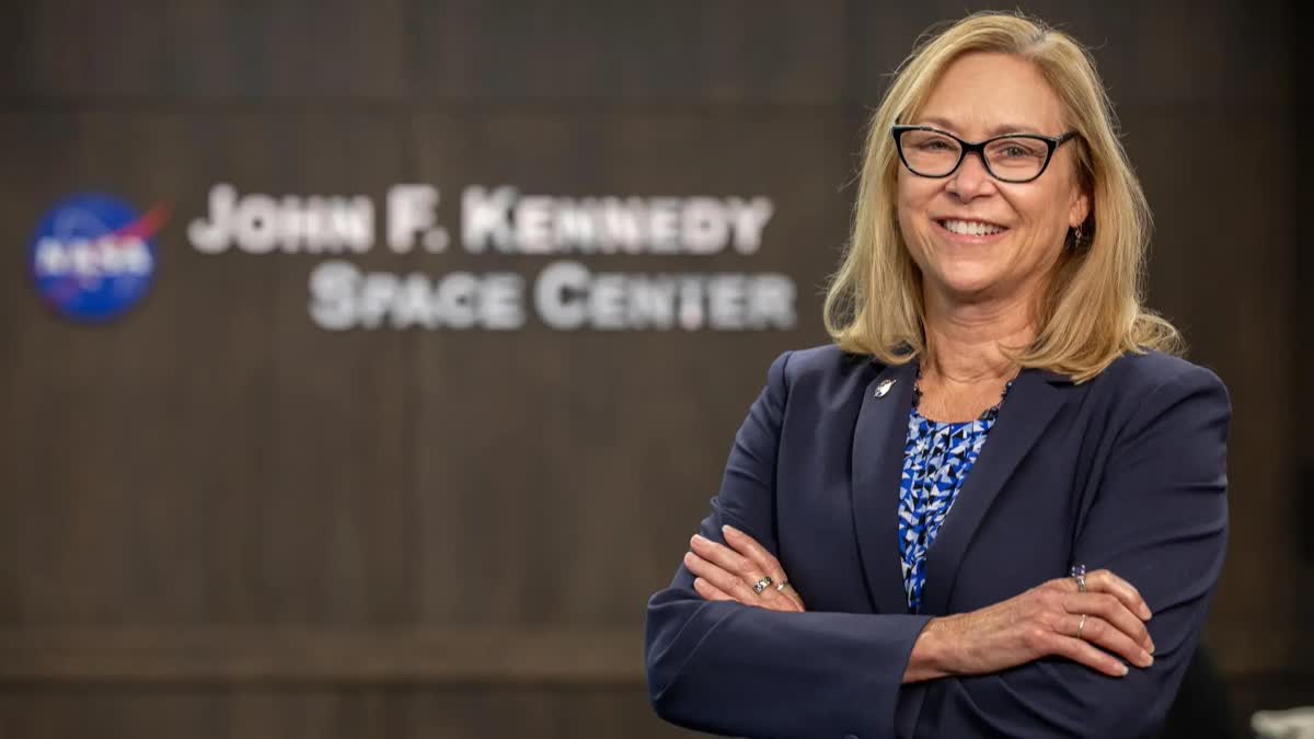 KENNEDY SPACE CENTER IN FLORIDA  NASA SCIENTIST  NASA ACTING ADMINISTRATOR  JANET PETRO LIFE HISTORY