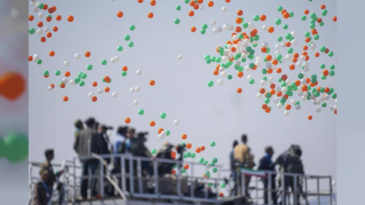 76th Republic Day Celebrations To Come To A Close With Beating Retreat Ceremony