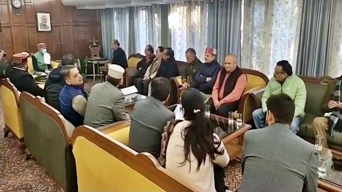 BJP MLAs Meet HP Governor in Shimla