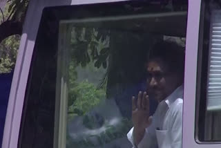 YSRCP Chief CM Jagan Bus Tour Fail