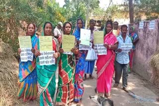 Villagers threaten to boycott vote