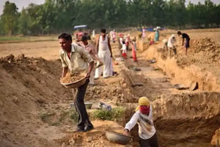 'Revised MGNREGS wage rates below Rs 400 a day as promised by Congress'