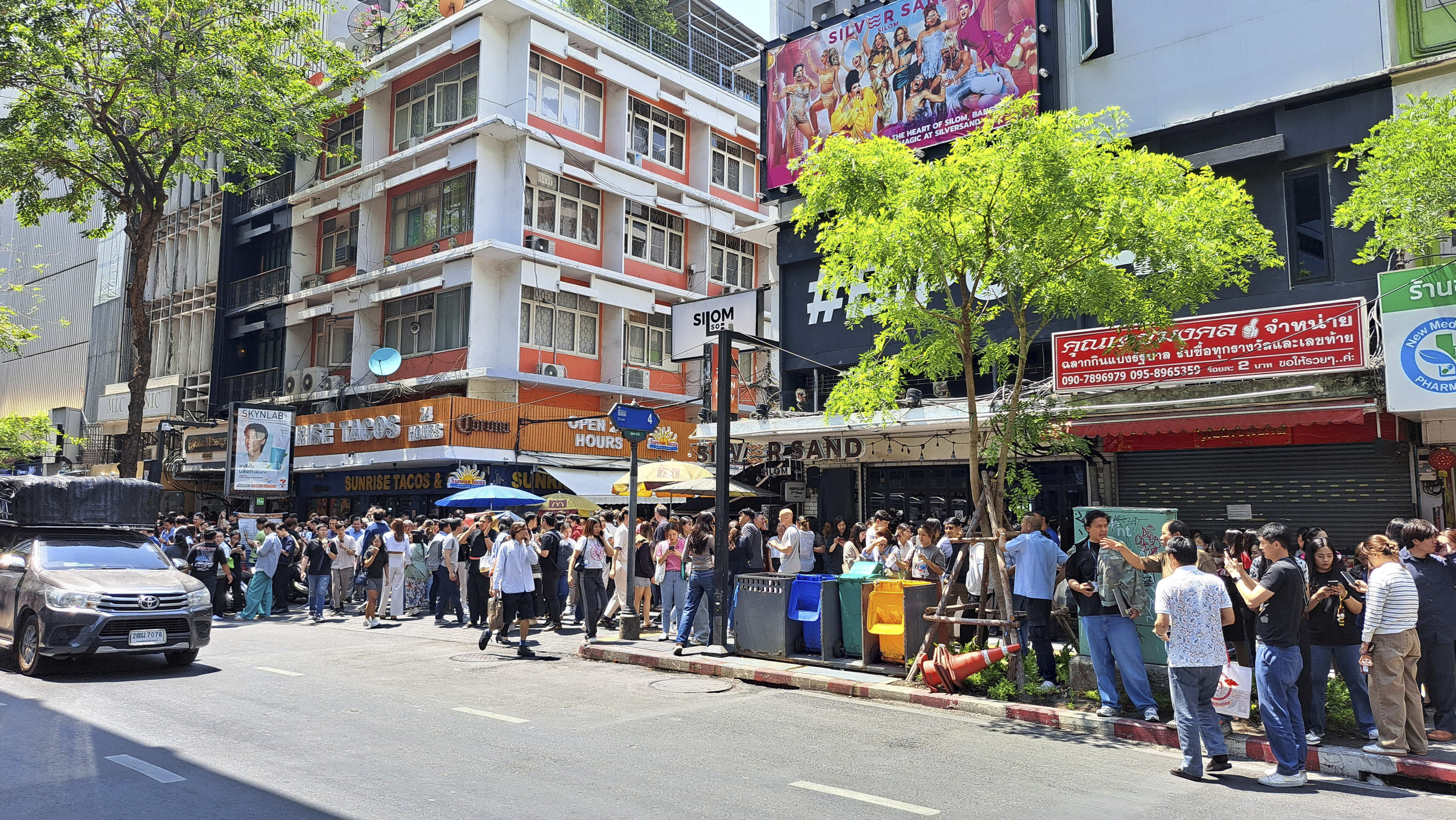 ભૂકંપના કારણે લોકોમાં ગભરાટ