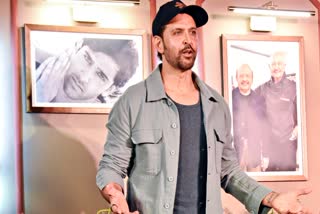 HRITHIK ROSHAN TURNS DIRECTOR