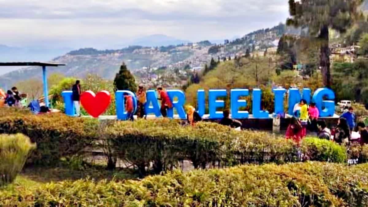 Tourist Spot Darjeeling