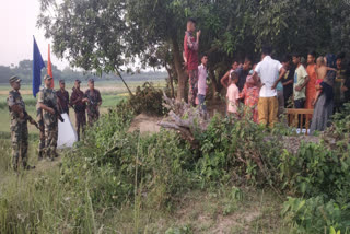 HELPS GIRL TO SEE HER DEAD FATHER  BORDER SECURITY FORCE  BORDER GUARD BANGLADESH  ബോർഡർ ഗാർഡ് ബംഗ്ലാദേശ്