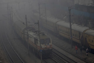 INDIAN RAILWAY  HOW TO KEEP TRACK IN SUMMER  HOW TO PROTECT TRAIN FROM FIRE  ഇന്ത്യൻ റെയിൽവേ