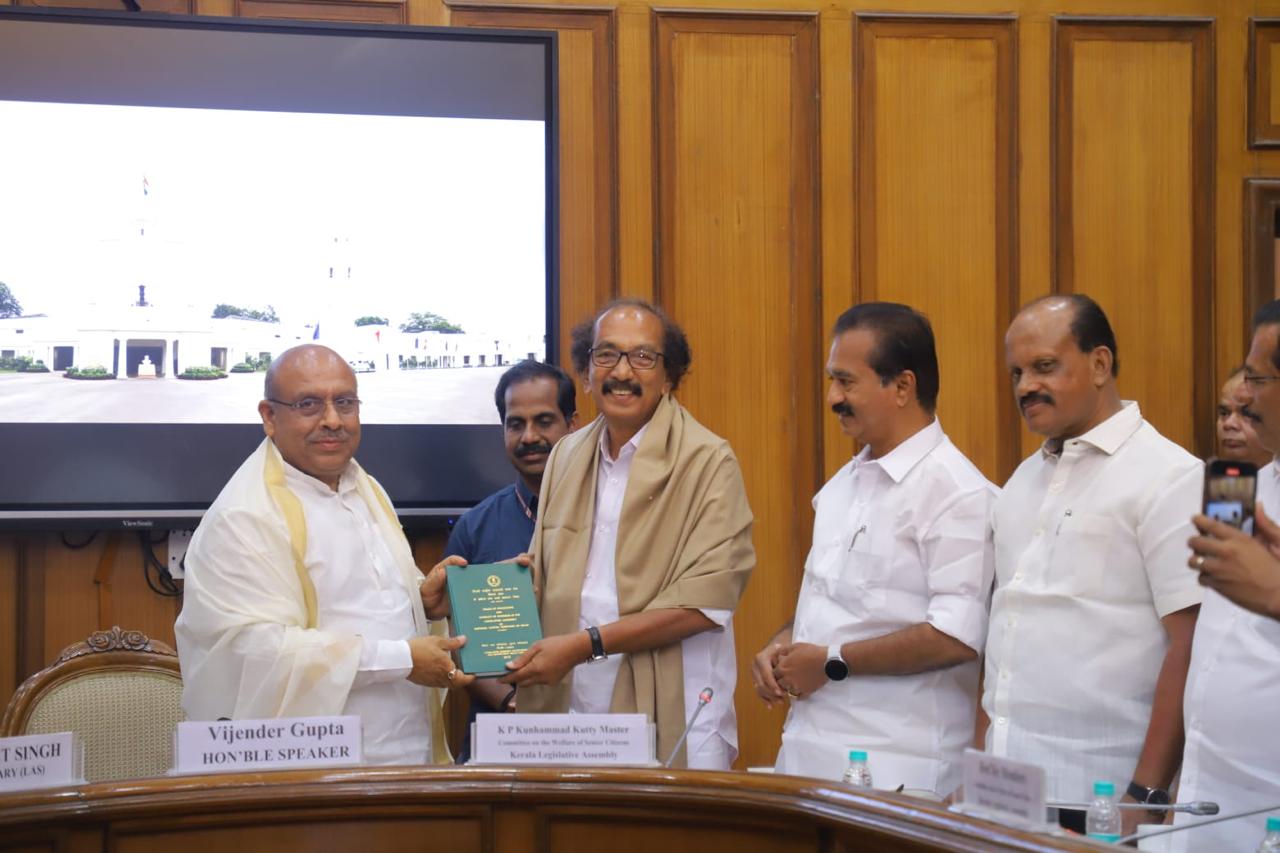 delegation from kerala came to Delhi assembly