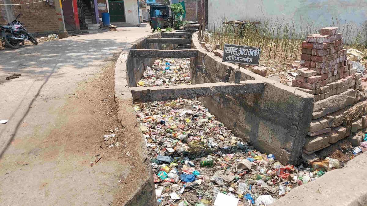 Vidisha Drains not cleaned