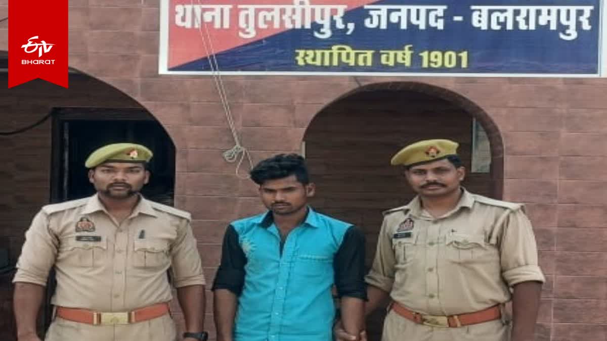 पुलिस की गिरफ्त में पत्नी की हत्यारोपी गब्बर.