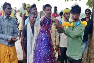 Happy Ending: Villagers Prevent Distressed Couple from Attempting Suicide; Help Them Marry