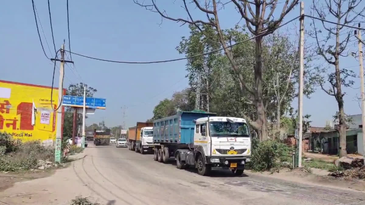 Overloading in Charkhi Dadri