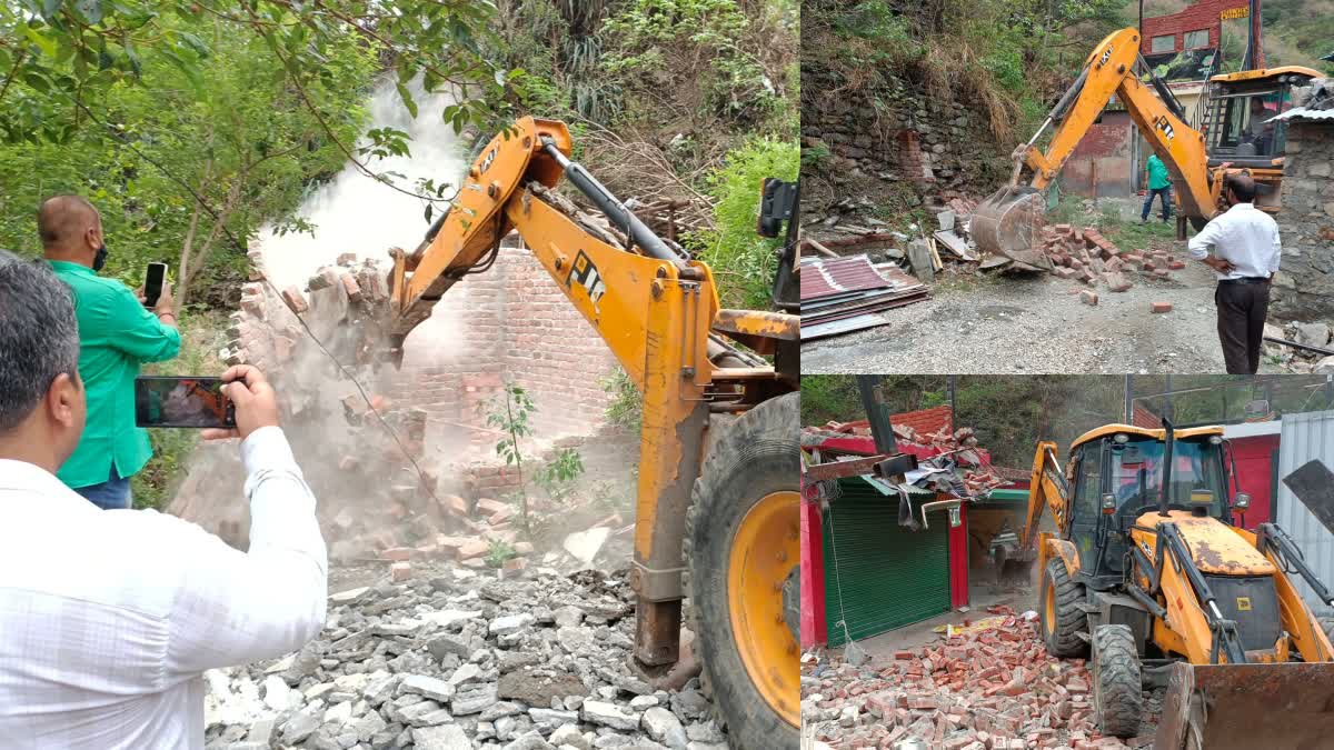 Administration demolished encroachment in Mussoorie Makreti village