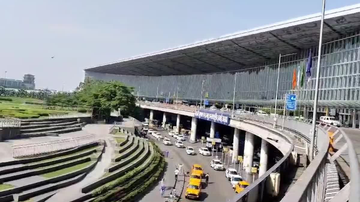 BOMB HOAX AT KOLKATA AIRPORT AGAIN  AIR INDIA EXPRESS PLANE  കൊൽക്കത്ത വിമാനത്താവളം  എയർപ്പോർട്ടിൽ വ്യാജ ബോംബ് ഭീഷണി