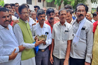 CM ANNOUNCED COMPENSATION  13 PEOPLE DIED IN HAVERI  PERSONAL COMPENSATION FROM MINISTER  HAVERI