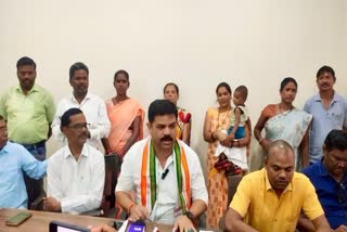 Bijapur MLA Vikram Mandavi accuses on BJP