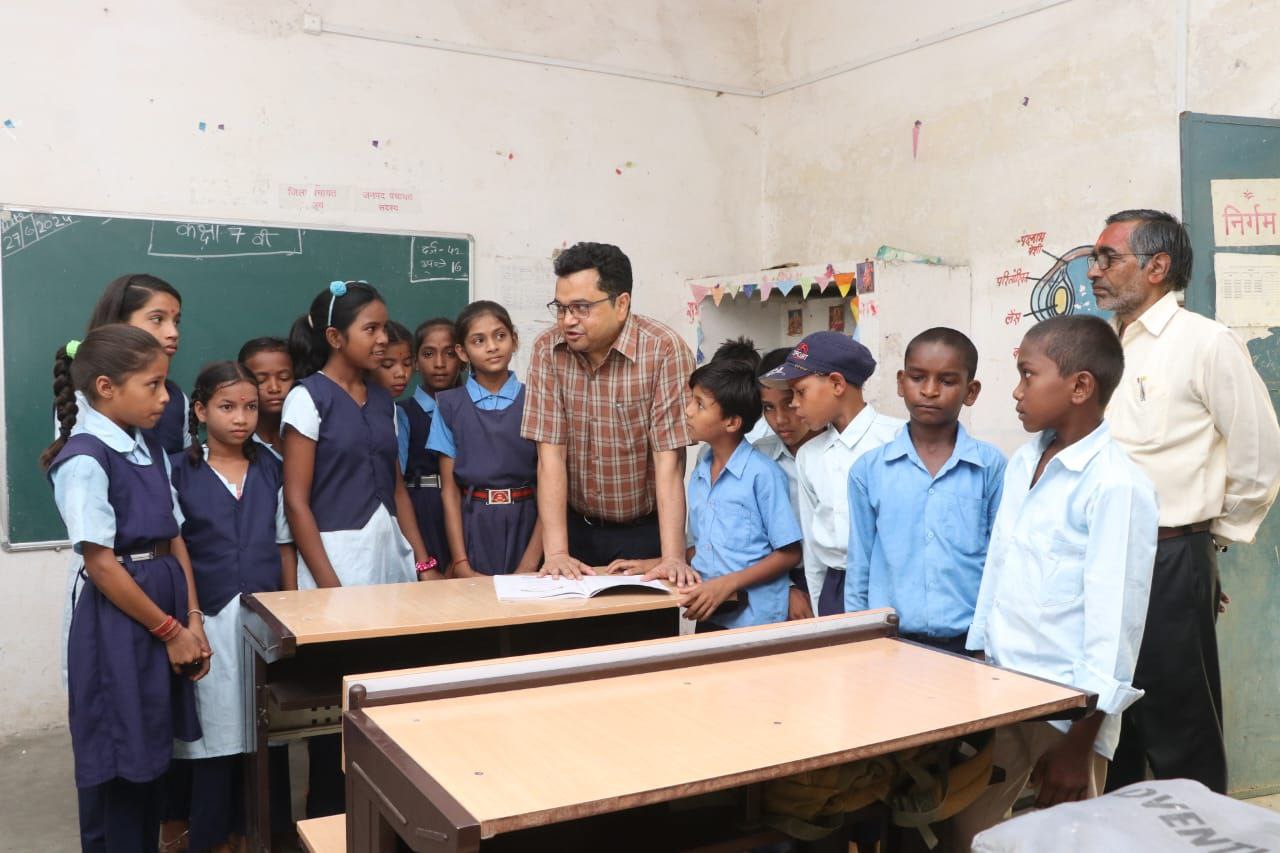 Shahdol Collector in schools