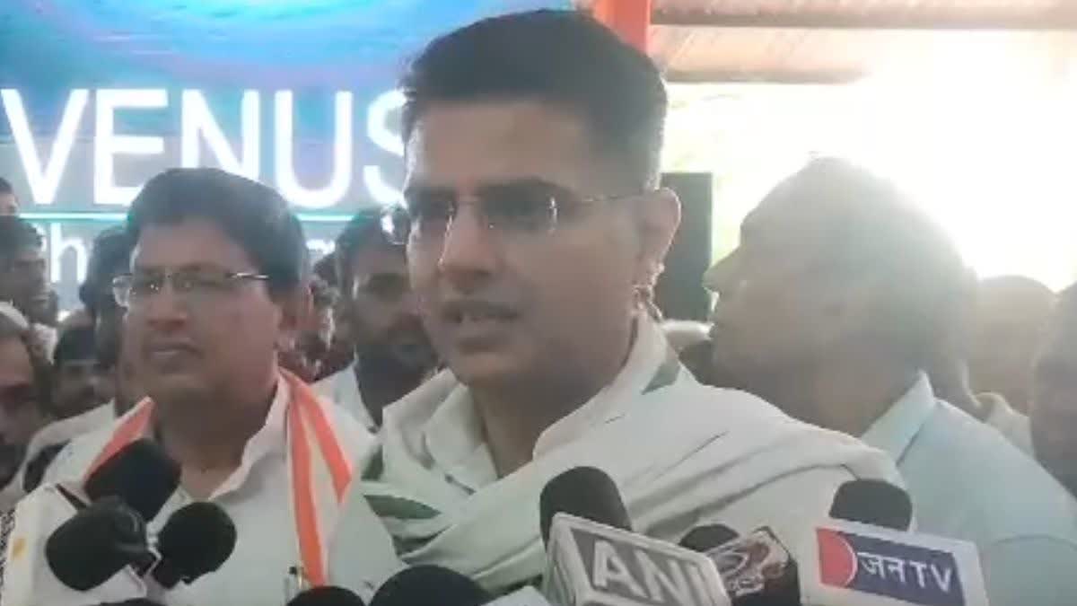 Sachin Pilot praised Ashok Gehlot