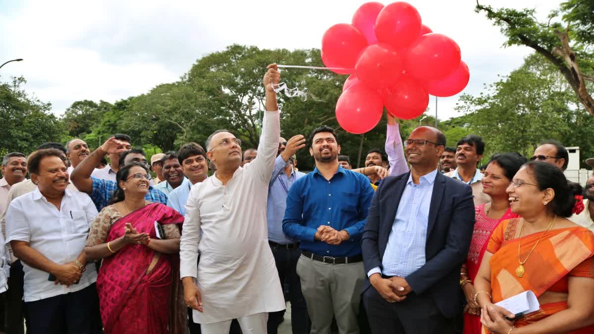 Minister Dinesh Gundurao