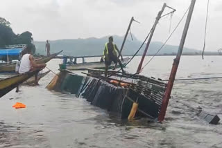Passenger boat capsizes at Philippines's Binanganan