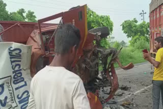 The tragic death of the canter driver in the terrible road accident in moga