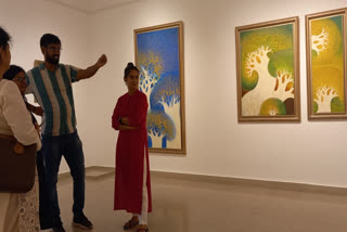 त्रिवेणी कला संगम में चित्र प्रदर्शनी का आयोजन