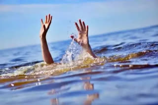 A Man Died in pond at nizamabad