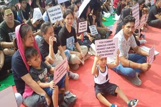 मणिपुर हिंसा के विरोध में प्रदर्शन
