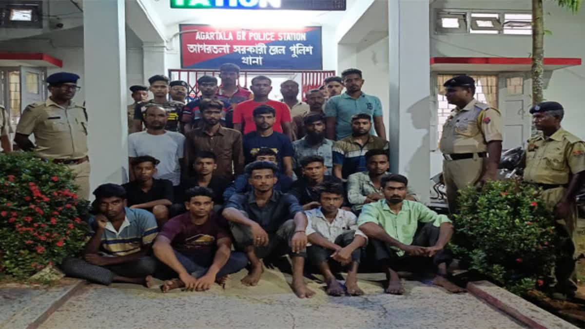 BANGLADESHIS ARRESTED IN TRIPURA  23 ബംഗ്ലാദേശ് പൗരന്മാര്‍ അറസ്റ്റ്  MALAYALAM LATEST NEWS  അഗർത്തല റെയിൽവേ സ്റ്റേഷന്‍