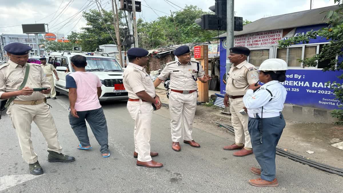 traffic-rules-violation-in-entire-ranchi-of-jharkhand