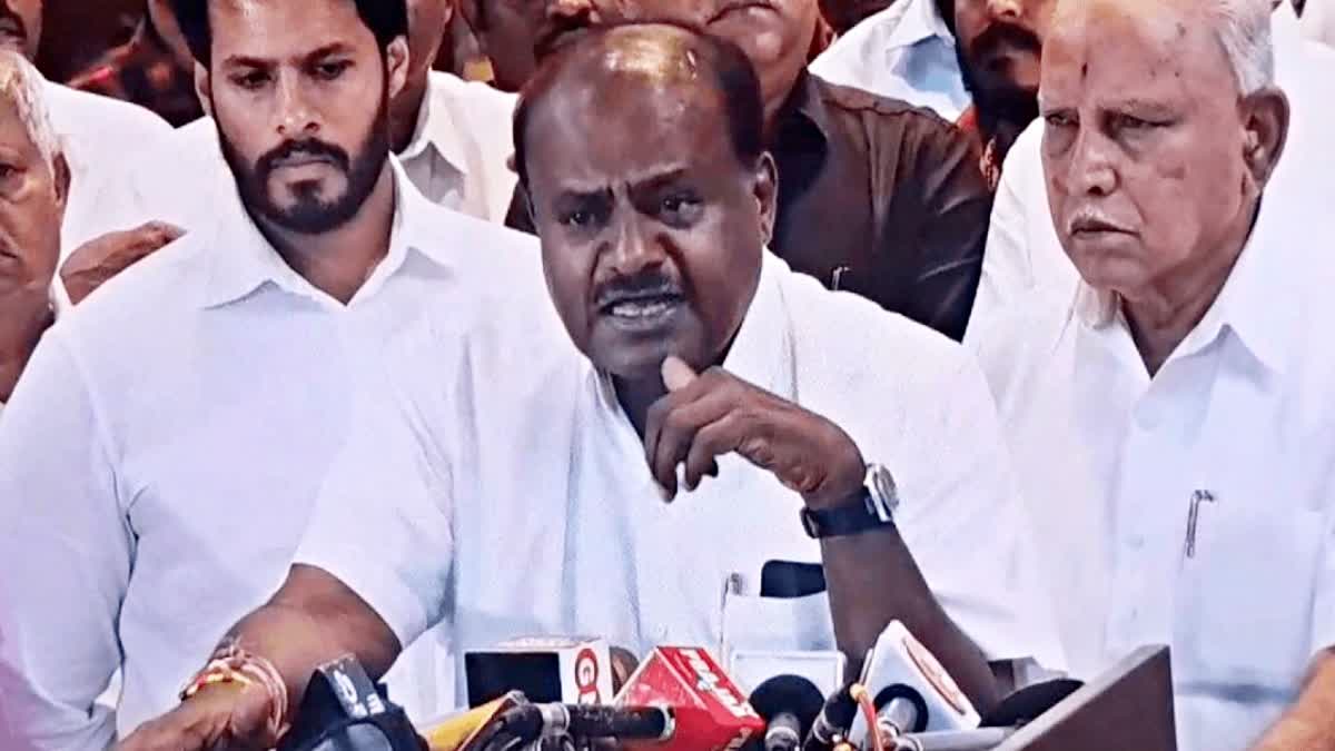 Union Minister HD Kumaraswamy's nose bleeds