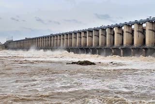 Heavy Flood Water Flow To Telangana Water Projects