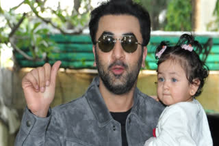 Ranbir Kapoor with daughter Raha Kapoor