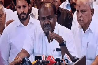 UNION HOME MINISTER  എച്ച് ഡി കുമാരസ്വാമി  BLEEDING FROM THE NOSE  MEDIA INTERACTION