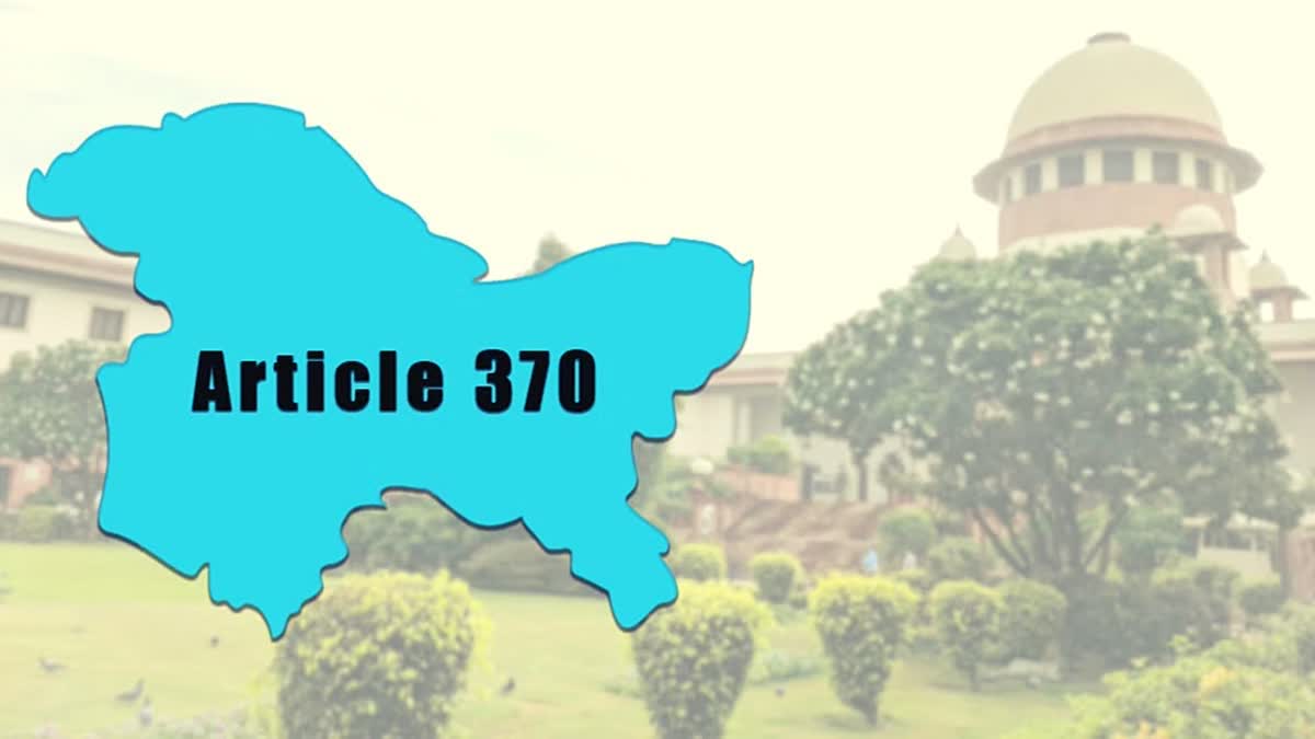 Article 370 Case : કલમ 370 કેસની વકીલાત કરતાં શિક્ષકની બરતરફી અંગે સુપ્રીમ કોર્ટ ઉઠાવ્યા સવાલ