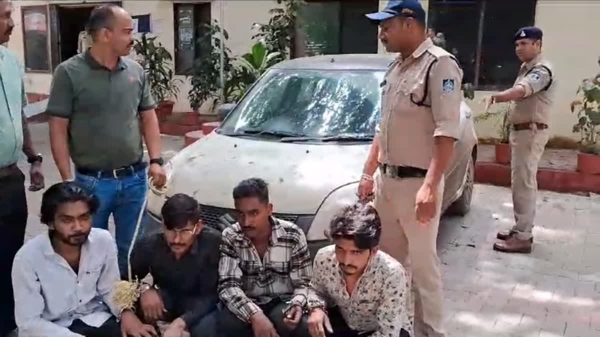 Smuggler arrested with brown sugar in Indore