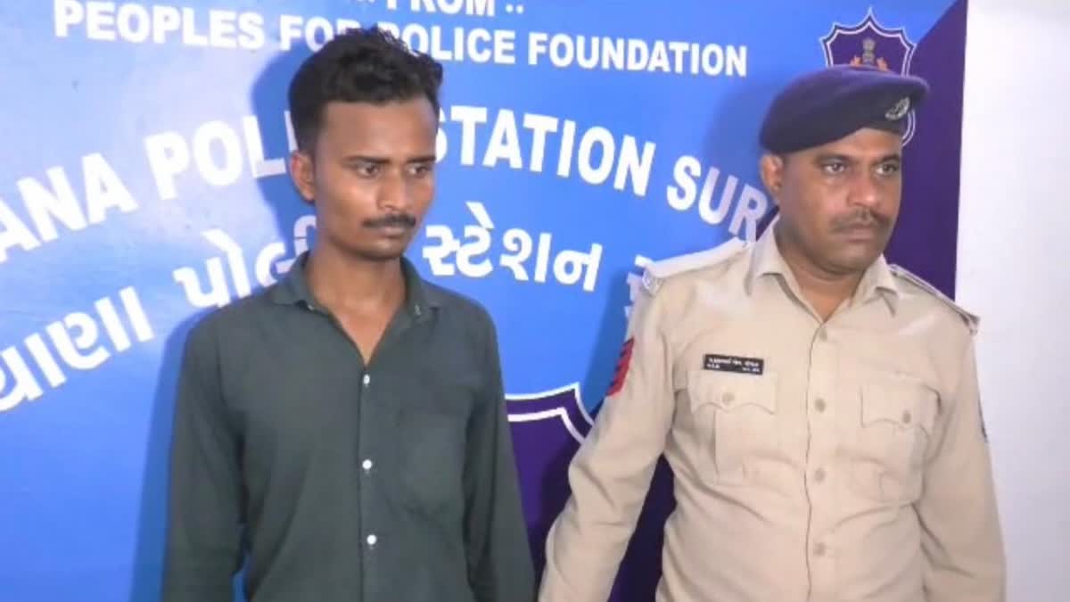 Surat Crime : મિત્રતા કેળવી સગીરાને ફસાવી, બીભત્સ ફોટોના આધારે બ્લેકમેલ કરી દુષ્કર્મ આચર્યું