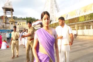 janhvi_kapoor_visited_tirumala