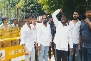 student union protest over student election