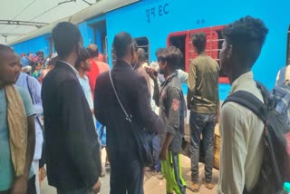 पटना में रेलवे की कार्रवाई