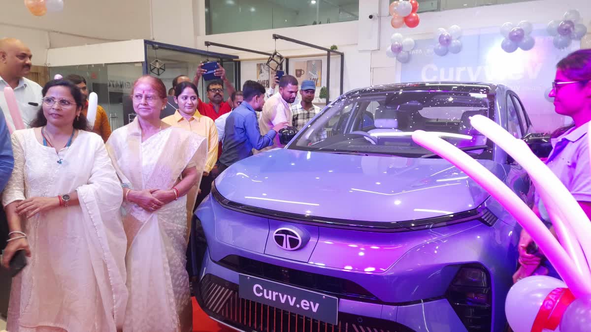 TATA MOTORS ELECTRIC CAR  INDIAS FIRST COUPE STYLE SUV LAUNCH  TATA MOTORS CAR PRICE  TATA ELECTRIC CAR FEATURES