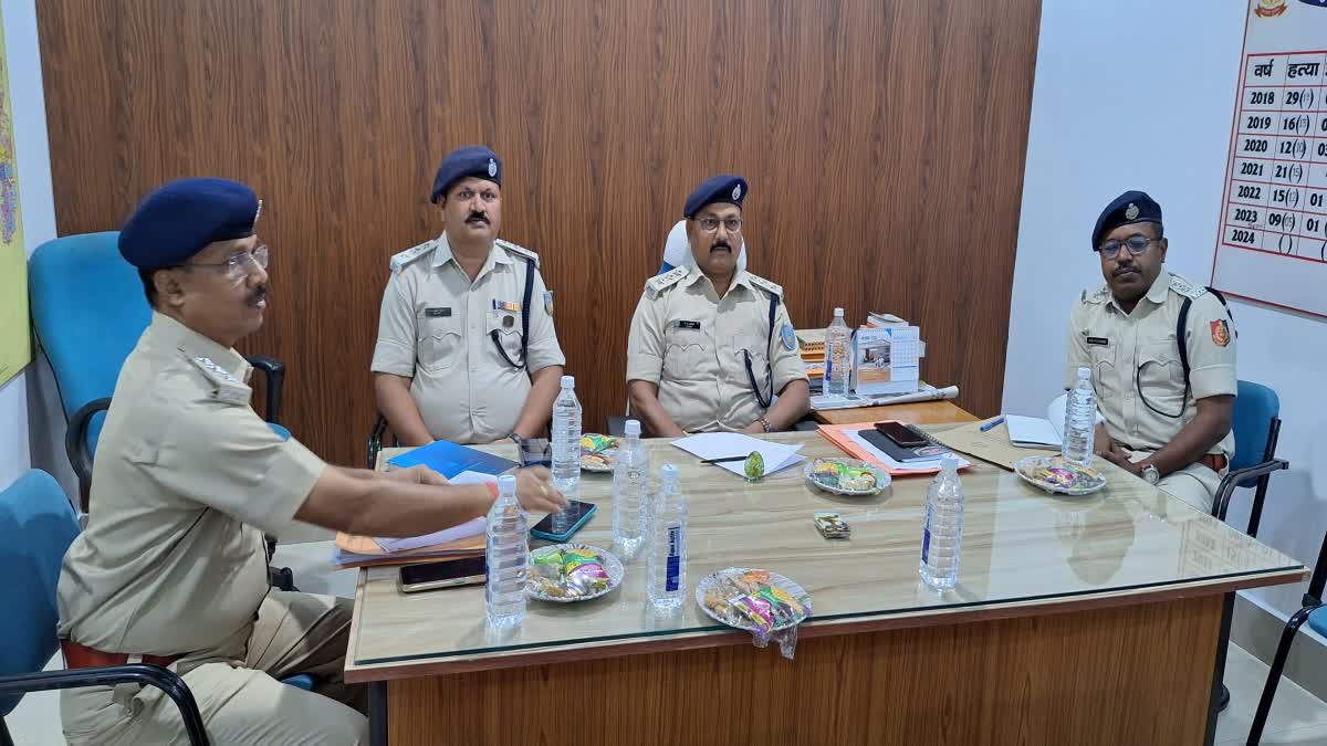 police-officers-meeting-regarding-jharkhand-assembly-election