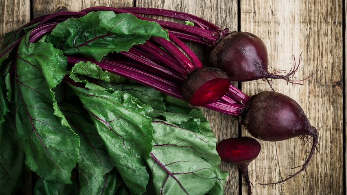 Does eating beetroot in anemia really increase blood in the body, know the truth
