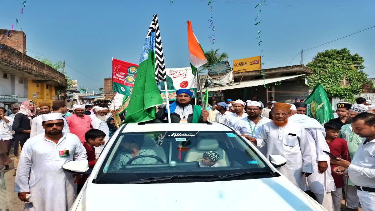 eid-miladunnabi-procession-taken-full-enthusiasm-haidernagar-hussainabad-palamu