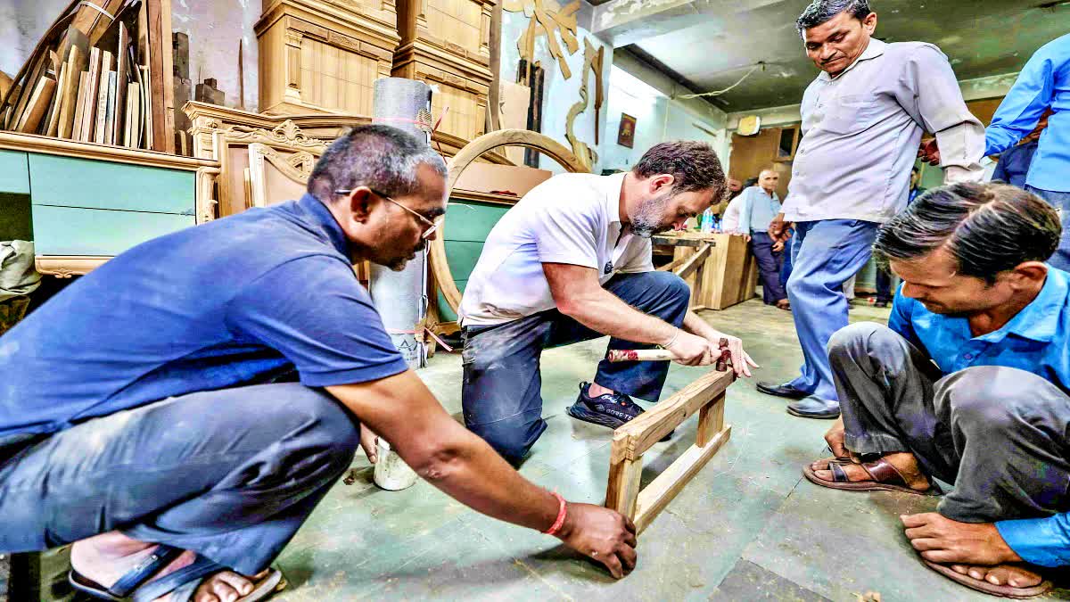 Rahul Gandhi Visited Furniture Market