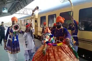 Shahi train Palace on Wheels reach jaipur