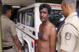 Man Set Fire In Flat  Pathanamthitta native Set Fire In Flat  Man Set Fire In Flat in Pathanamthitta arrested  Man Set Fire In Flat in Pathanamthitta  ഓമല്ലൂരിൽ ഫ്ലാറ്റിന് തീയിട്ട ആള്‍ അറസ്റ്റില്‍  യുവാവിന് 7 വര്‍ഷം തടവും പിഴയും  തിരുവനന്തപുരം ഉള്ളൂർ  ഓമല്ലൂർ