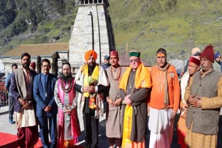 Governor Gurmit Singh visits Kedarnath