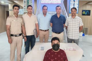 delhi police arrested two accused